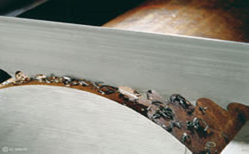 东莞金属带锯条出现振动噪音的原因?